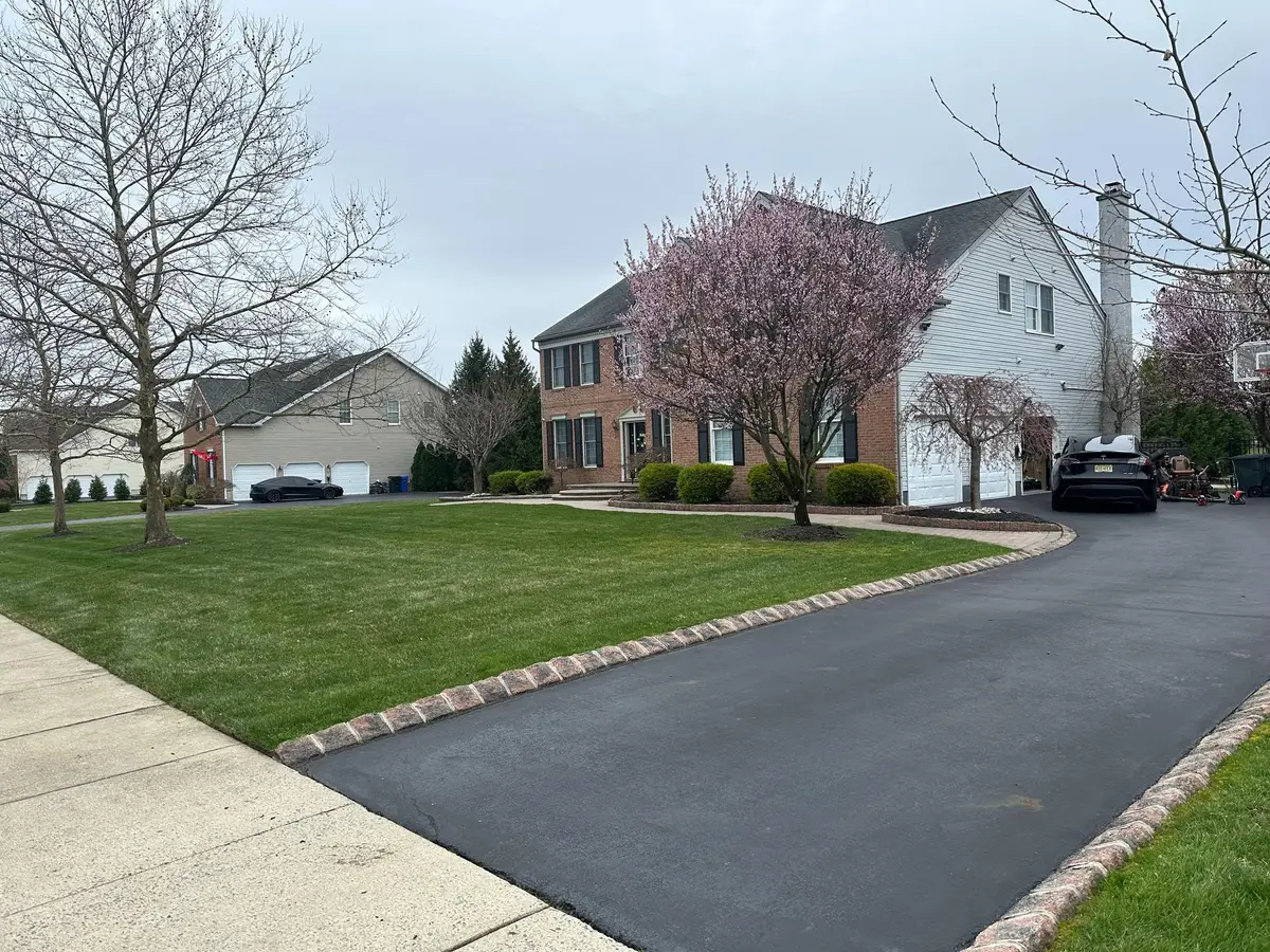 7 Wright Dr, Chesterfield, NJ 08515 - #1