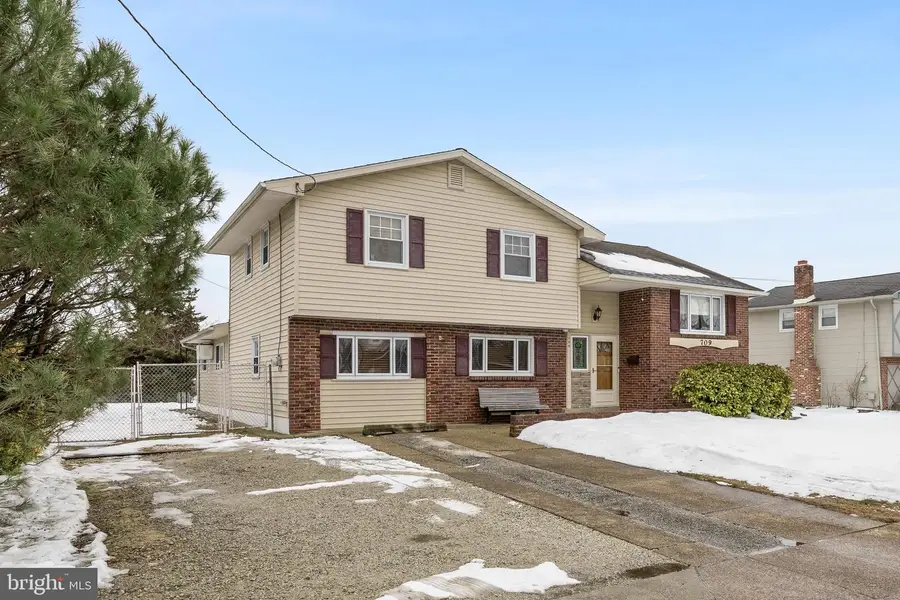 709 Dartmouth Ave, Cinnaminson, NJ 08077 - #3