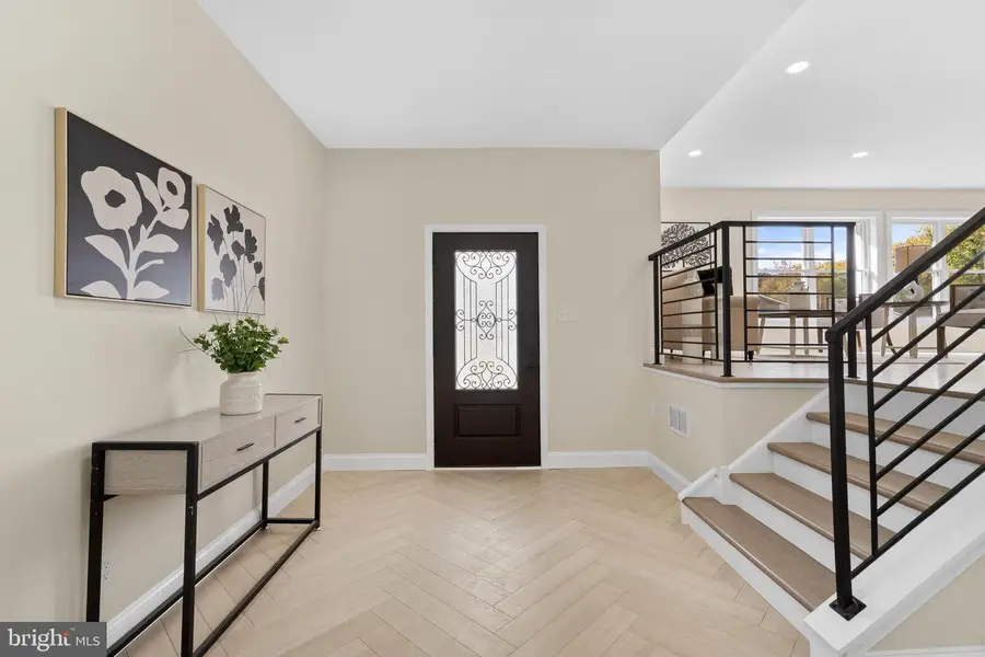 120 Canterbury Rd, Mount Laurel, NJ 08054 - #2