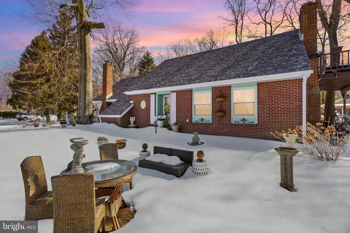 2031 Sylvan Park Rd, Burlington, NJ 08016 - #1