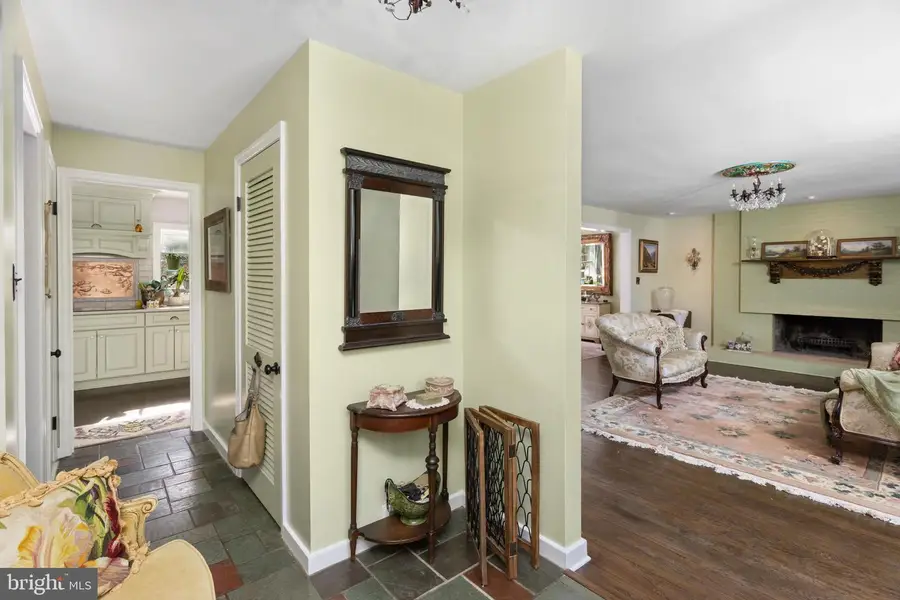 2031 Sylvan Park Rd, Burlington, NJ 08016 - #2