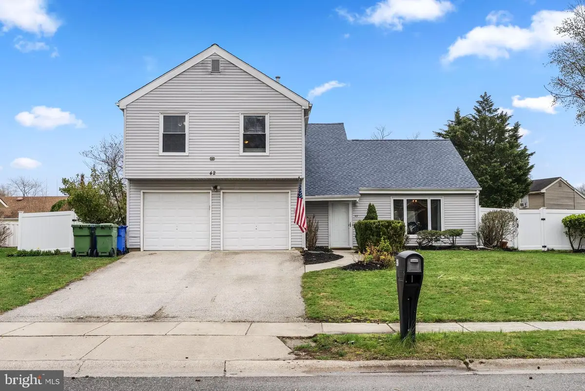 42 Hornsby Dr, Marlton, NJ 08053 - #1