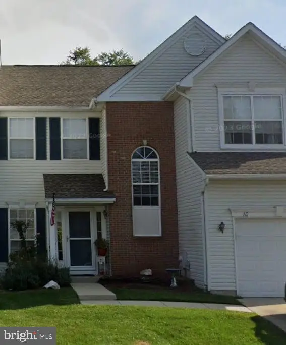 10 Windingbrook Rd, BORDENTOWN, NJ 08505