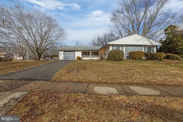 199 Northampton Dr, WILLINGBORO, NJ 08046