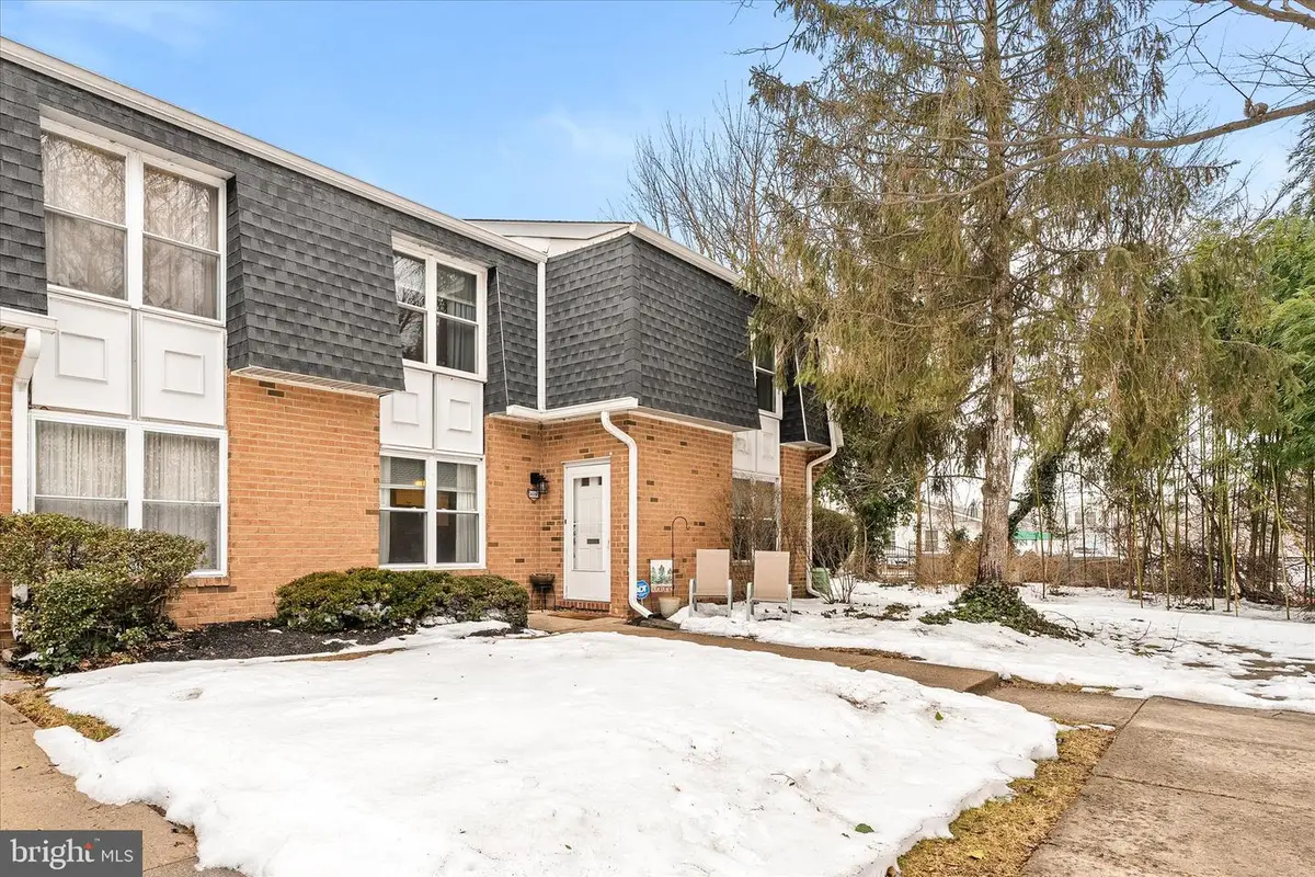 3036 Harbour Dr, Palmyra, NJ 08065 - #1