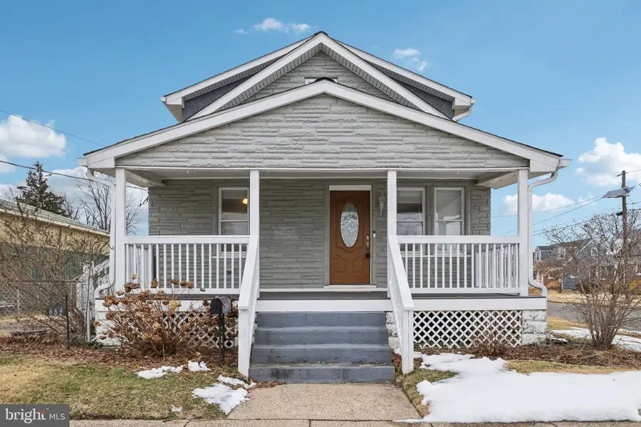 652 Park Ave, Burlington, NJ 08016 - #2