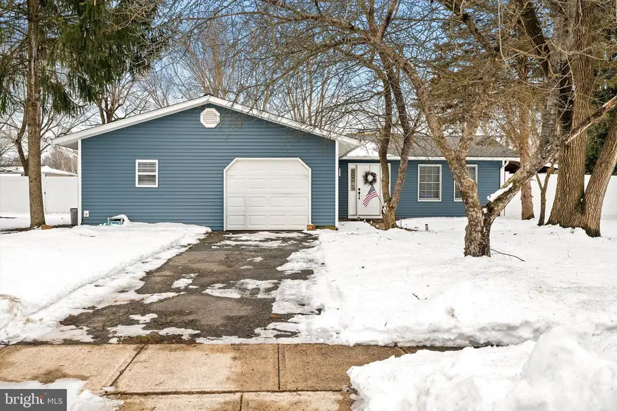 2 Bedford Ct, Mount Holly, NJ 08060 - #2