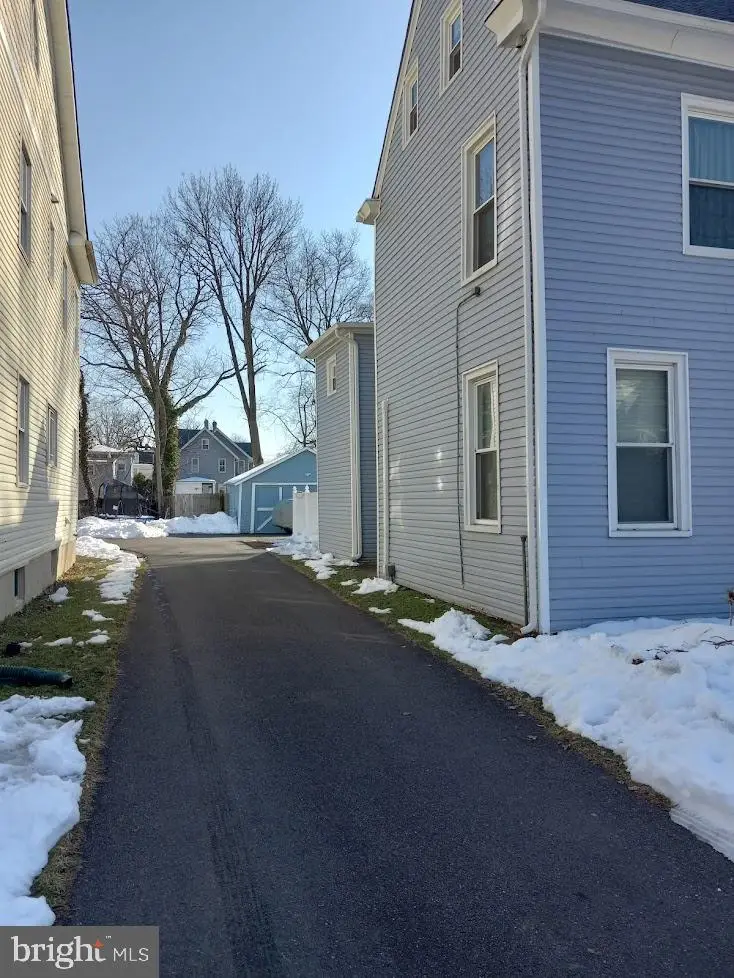 44 Warren St, Beverly, NJ 08010 - #2