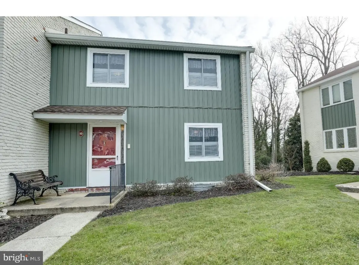 10 E Close Dr, Moorestown, NJ 08057 - #1