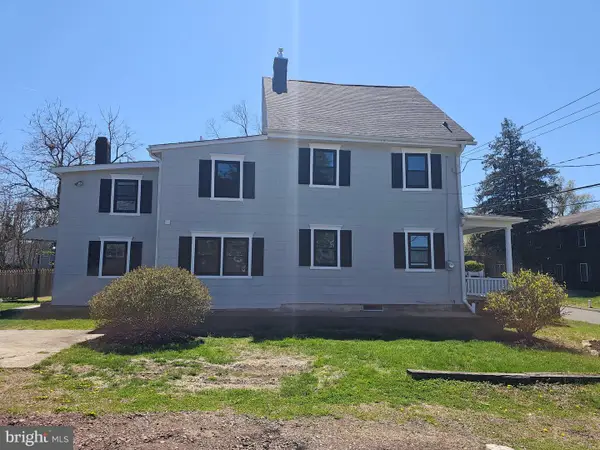 7 N Locust Ave, MARLTON, NJ 08053