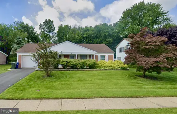 30 Gallaway Ln, WILLINGBORO, NJ 08046