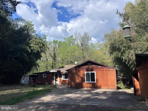 33-35 Paducah Rd, MOUNT HOLLY, NJ 08060