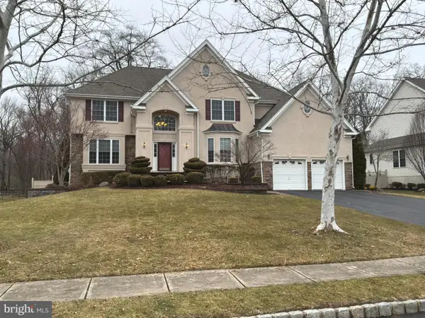 9 Foxcroft Way, MOUNT LAUREL, NJ 08054