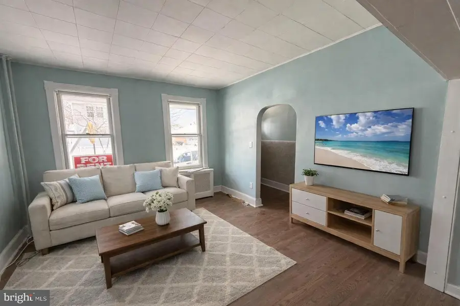 403 Wood St, Burlington, NJ 08016 - #3