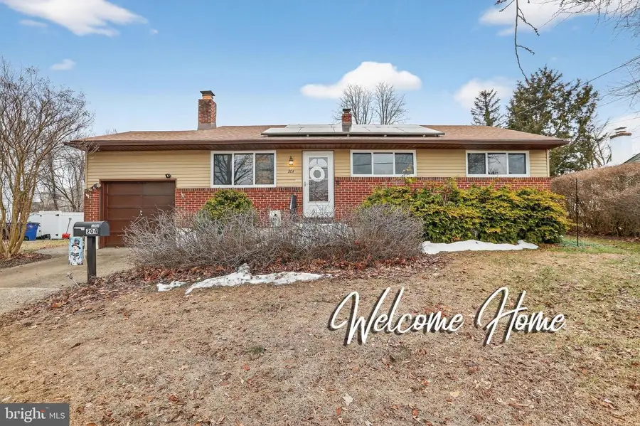 204 S Garden Blvd, Beverly, NJ 08010 - #3