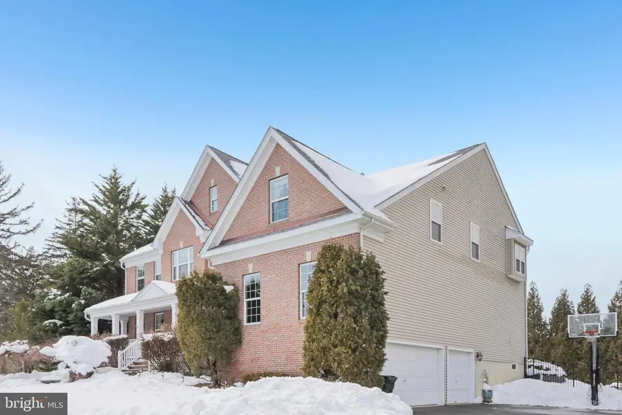 1 Cranbury Hill Ct, Mount Laurel, NJ 08054 - #3