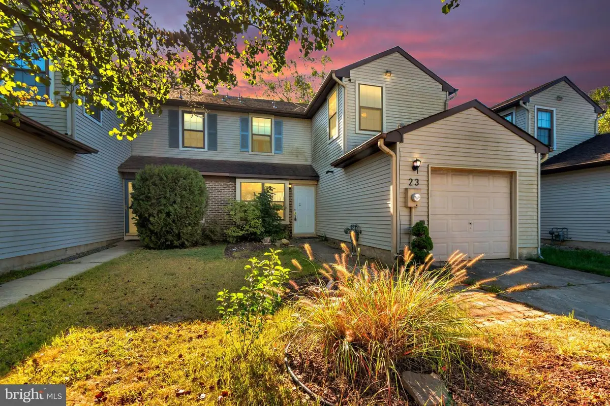 23 E Oleander Dr, Mount Laurel, NJ 08054 - #1