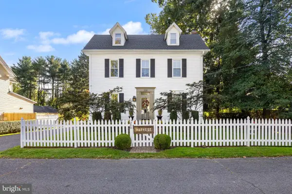 208 2nd St, RANCOCAS, NJ 08073