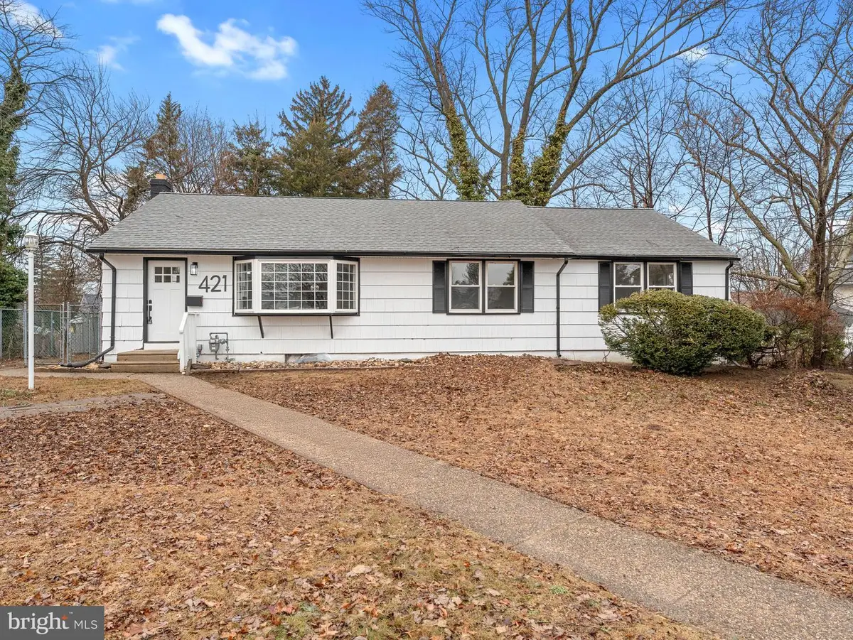 421 Lee Ave, Beverly, NJ 08010 - #1