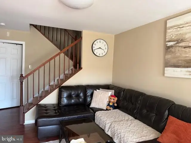 7 Wyndham Place St, Florence, NJ 08518 - #2