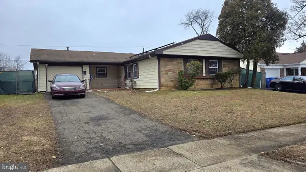 35 Ember Ln, WILLINGBORO, NJ 08046