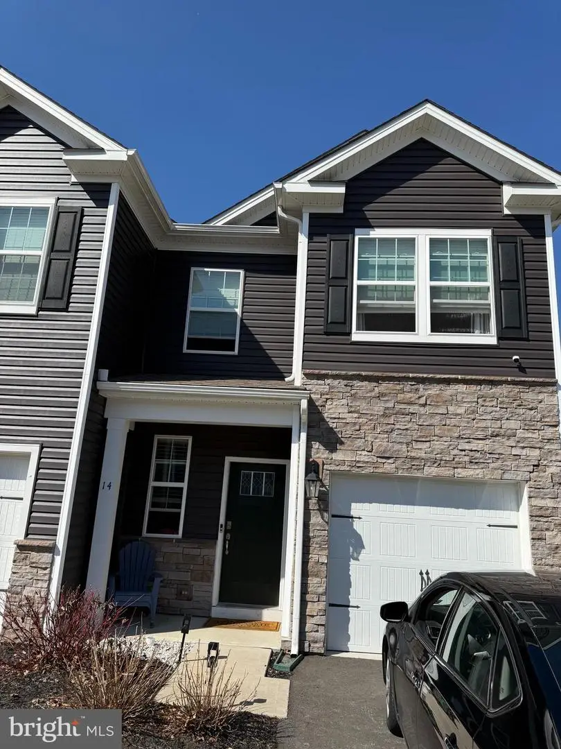 14 Peregrine Way, Burlington, NJ 08016 - #2