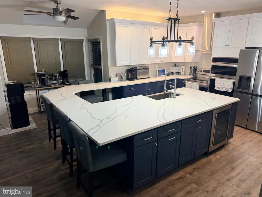 218 Heritage Dr, Columbus, NJ 08022 - #2