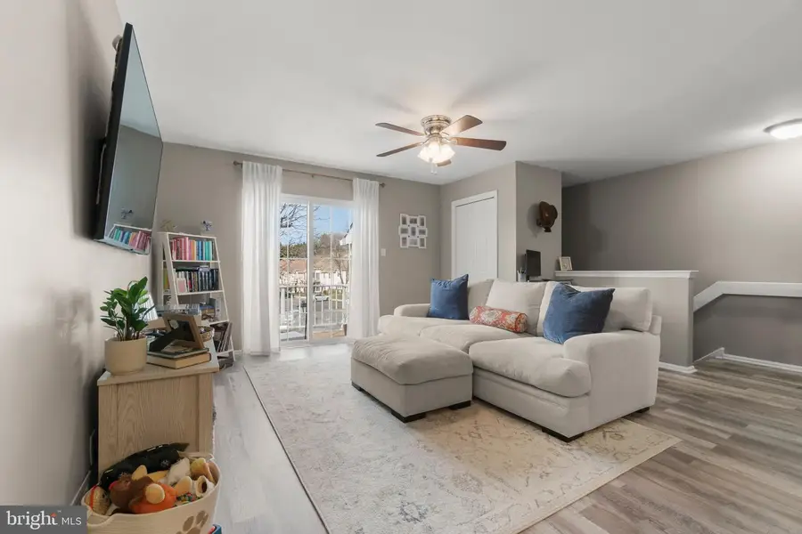 1302-b Sedgefield Dr, Mount Laurel, NJ 08054 - #3