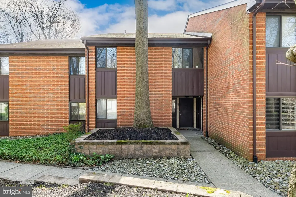 305-a Kelly Cv, Mount Laurel, NJ 08054 - #1