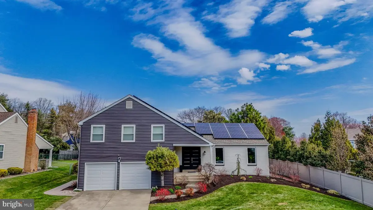 2 Warwick Ct, Mount Laurel, NJ 08054 - #1