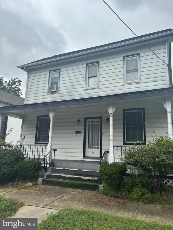 41 Main St, SOUTHAMPTON, NJ 08088