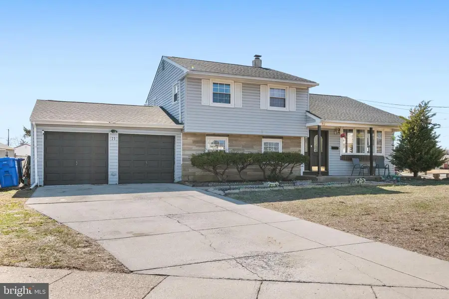 25 Latimer Way, Burlington, NJ 08016 - #2