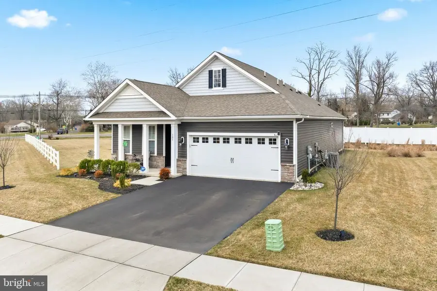 101 Congressional Ct, Moorestown, NJ 08057 - #2