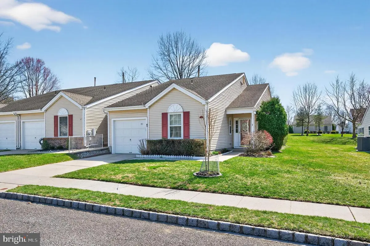 12 Yarrow Pl, Mount Laurel, NJ 08054 - #1