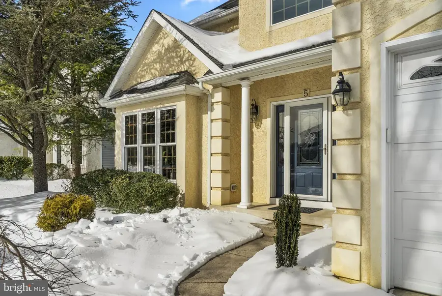 5 Tara Dr, Mount Laurel, NJ 08054 - #3