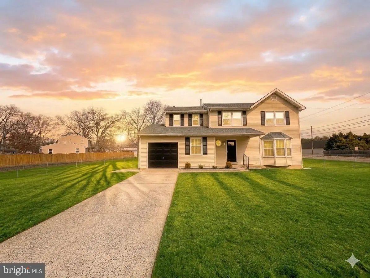 8 Framingham Rd, Edgewater Park, NJ 08010 - #1