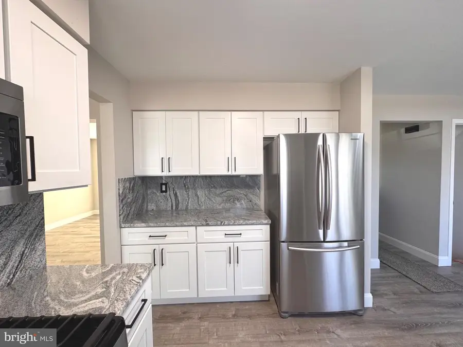 8 Framingham Rd, Edgewater Park, NJ 08010 - #3