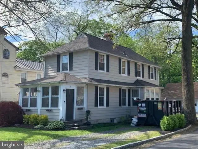 5 Warren St, Edgewater Park, NJ 08010 - #1