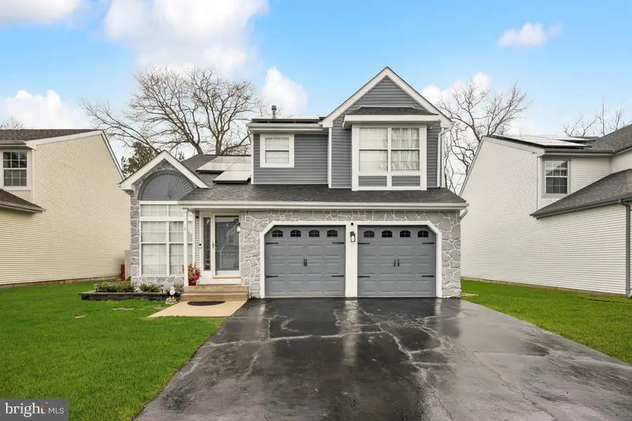6 Berkely Dr, Burlington, NJ 08016 - #2