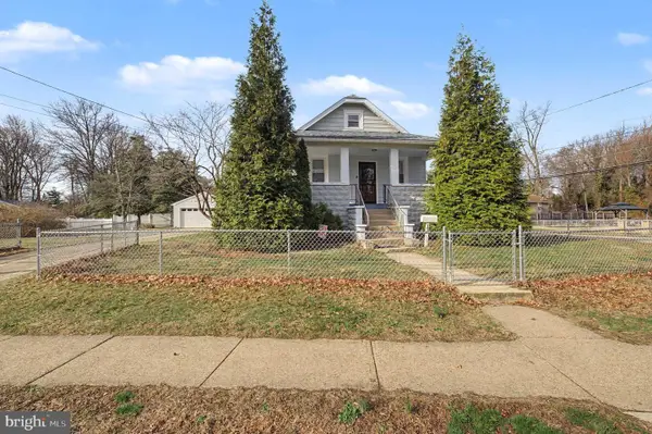 304 S Forklanding Rd, MAPLE SHADE, NJ 08052