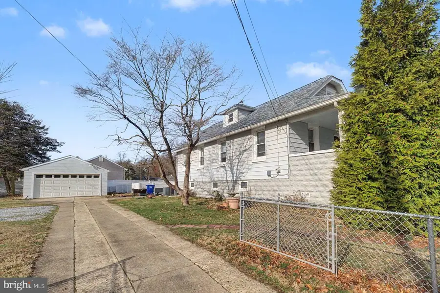 304 S Forklanding Rd, Maple Shade, NJ 08052 - #2