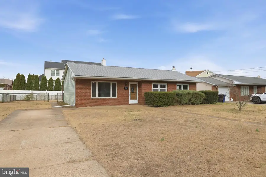 521 Leon Ave, Delran, NJ 08075 - #2