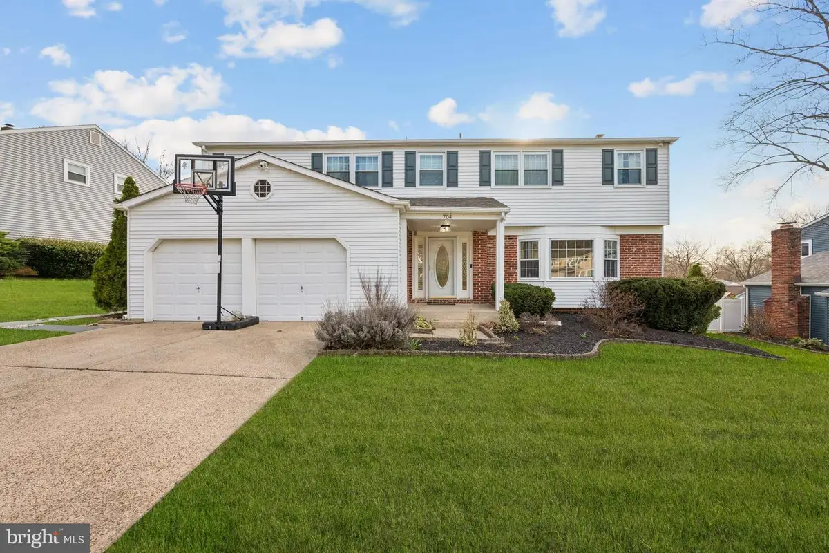 704 Cornwallis Dr, Mount Laurel, NJ 08054 - #1