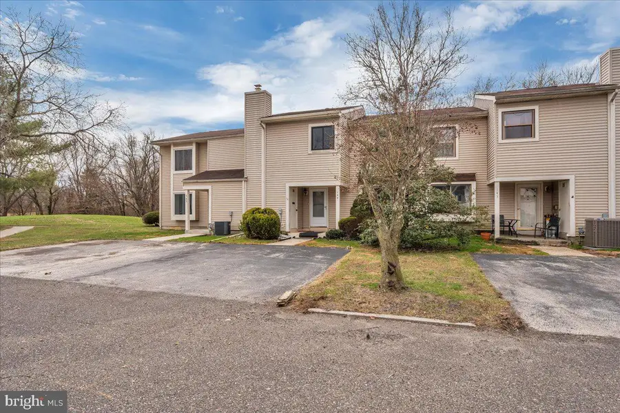 144 Briar Ct, Marlton, NJ 08053 - #2