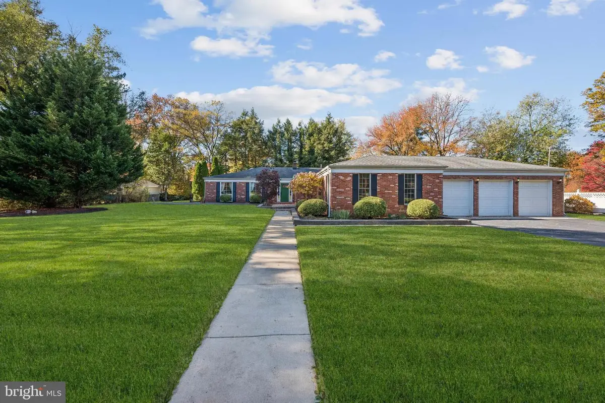 1416 Georgian Dr, Moorestown, NJ 08057 - #1