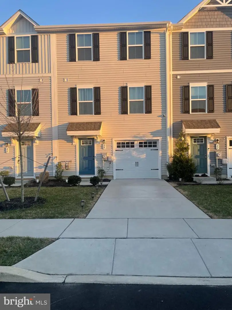 24-l Wendowski St, Beverly, NJ 08010 - #1