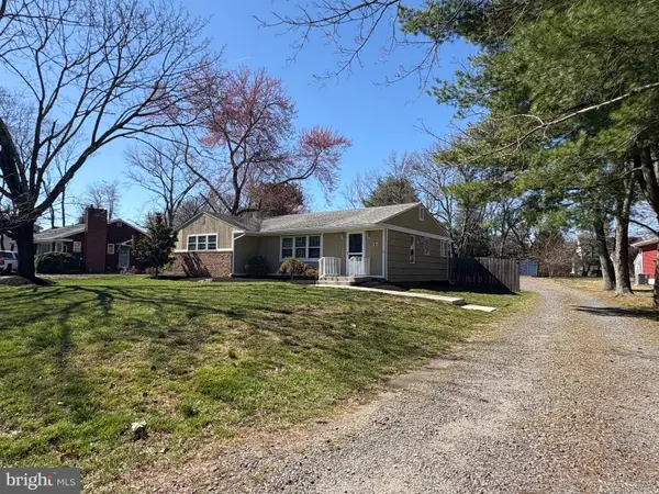 17 Wilkins Station Rd, MEDFORD, NJ 08055