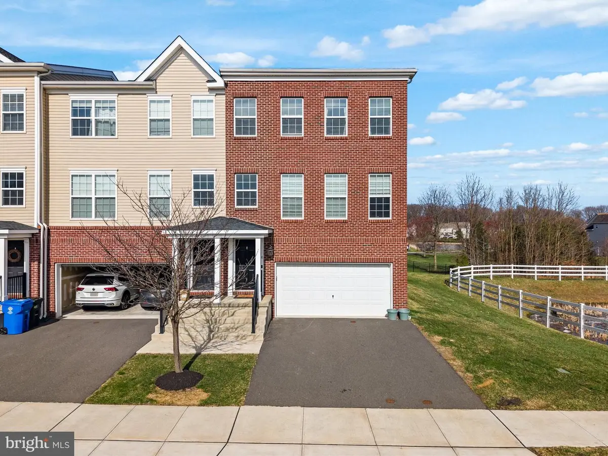 58 Kramer Ct Kramer Ct, Florence, NJ 08518 - #1