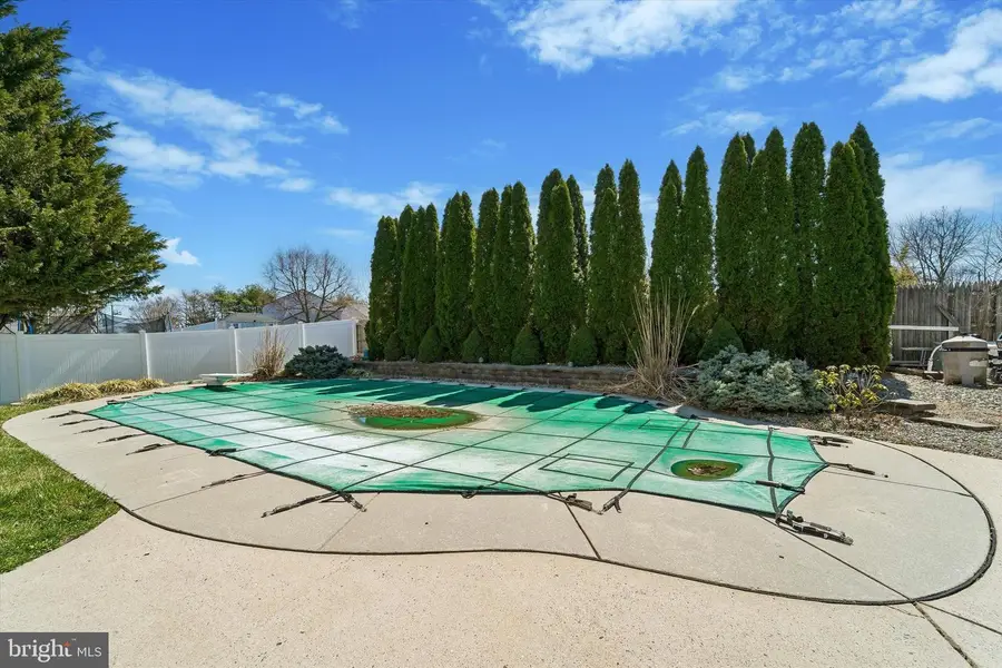 9 Ariel Dr, Mount Holly, NJ 08060 - #3