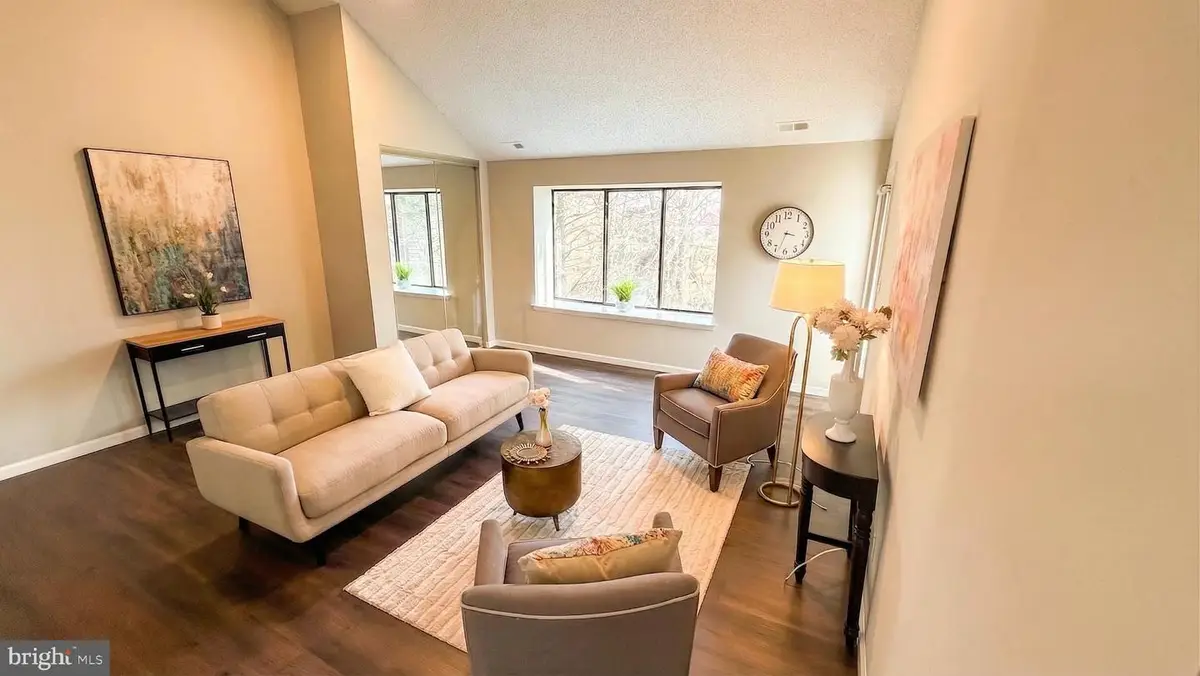 5520b Aberdeen Dr, Mount Laurel, NJ 08054 - #1